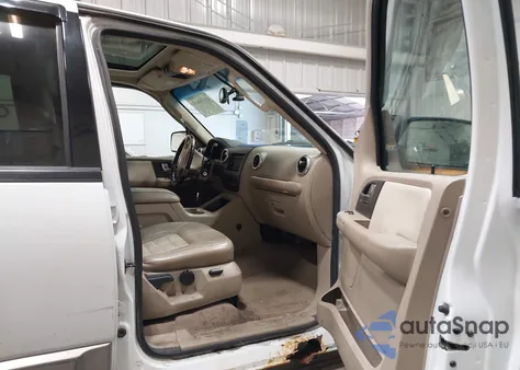 2004 Ford Expedition Eddie Bauer z USA, uszkodzony, nr VIN 1FMFU18L74LA78505